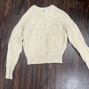 Uniqlo cream knit sweater